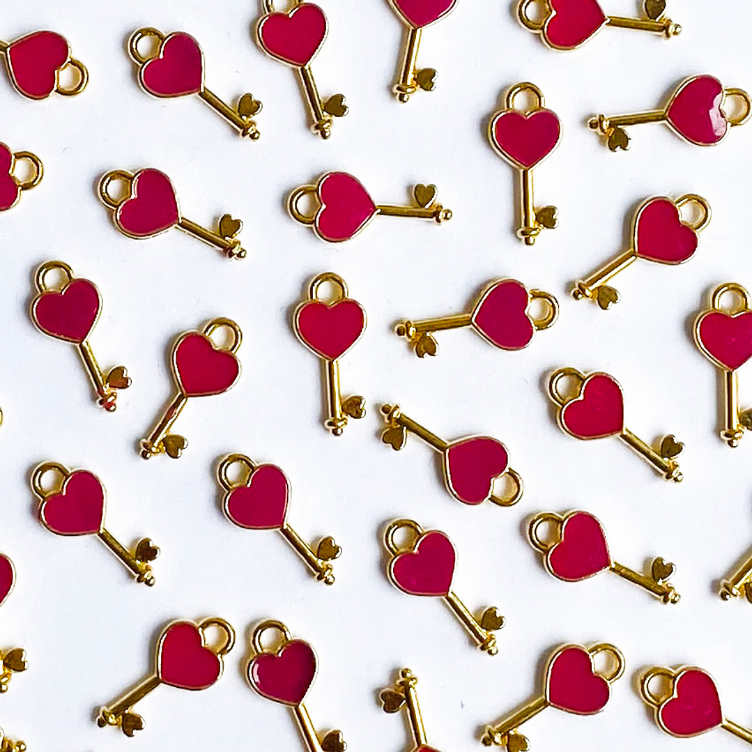 DIJE ✦ LLAVE BAÑO DE ORO (ELIGE TU COLOR FAVORITO)  8