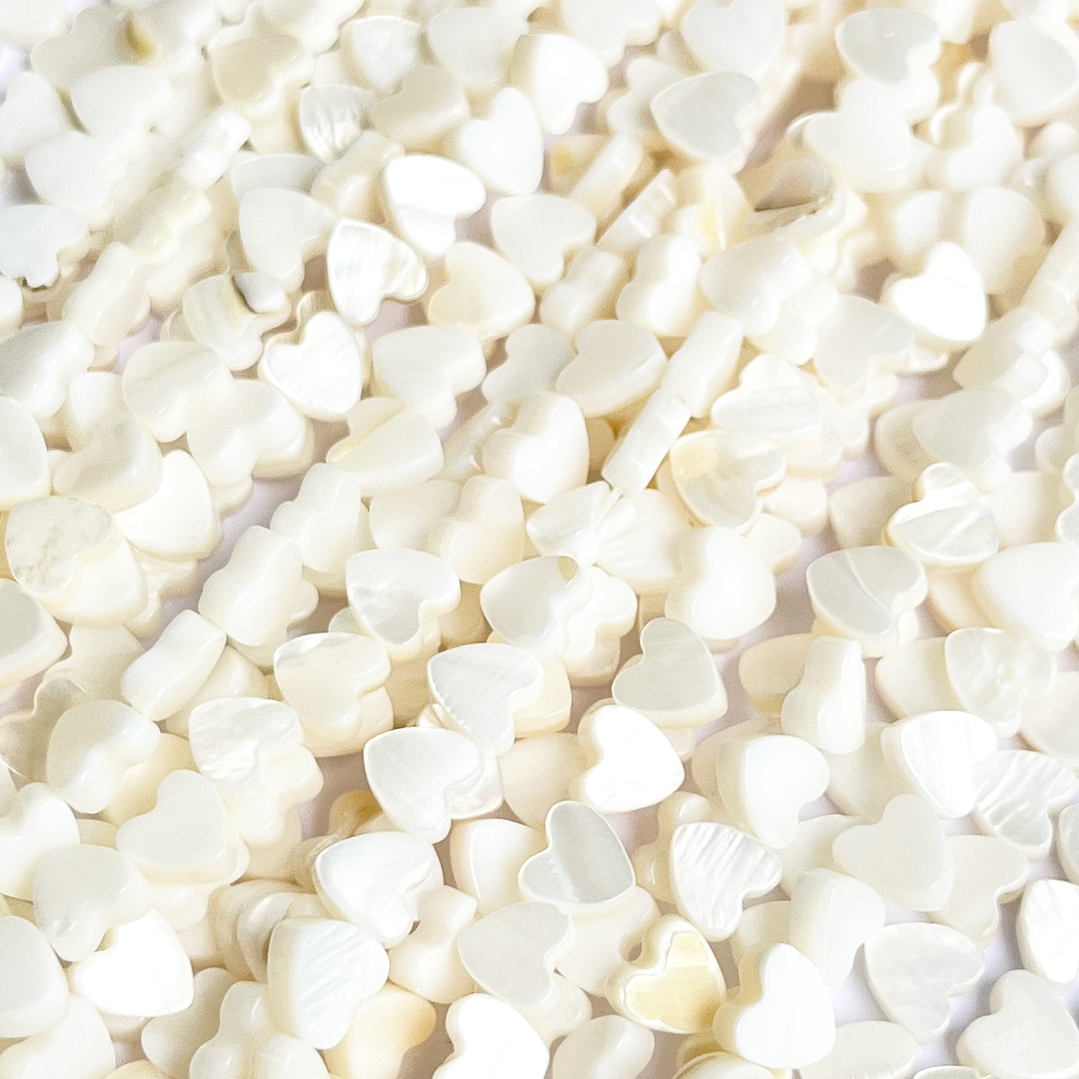 SEPARADOR ✦ CORAZÓN NÁCAR 1