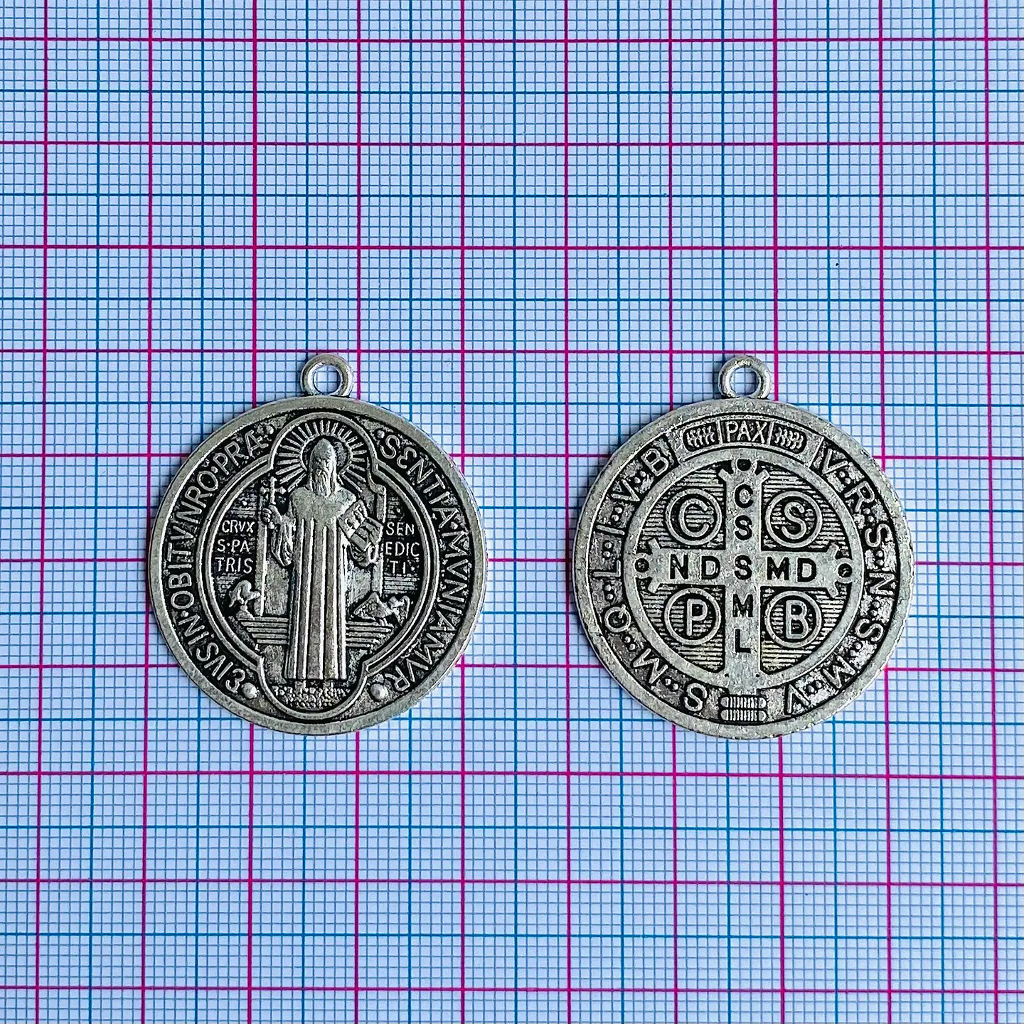 MEDALLA ✦ SAN BENITO ZAMAK 2