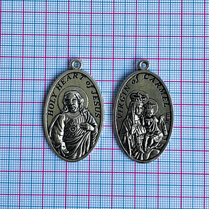 MEDALLA ✦ VIRGEN DEL CARMEN / SAGRADO CORAZÓN ZAMAK