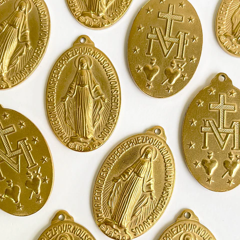 MEDALLA ✦ VIRGEN MILAGROSA ACERO