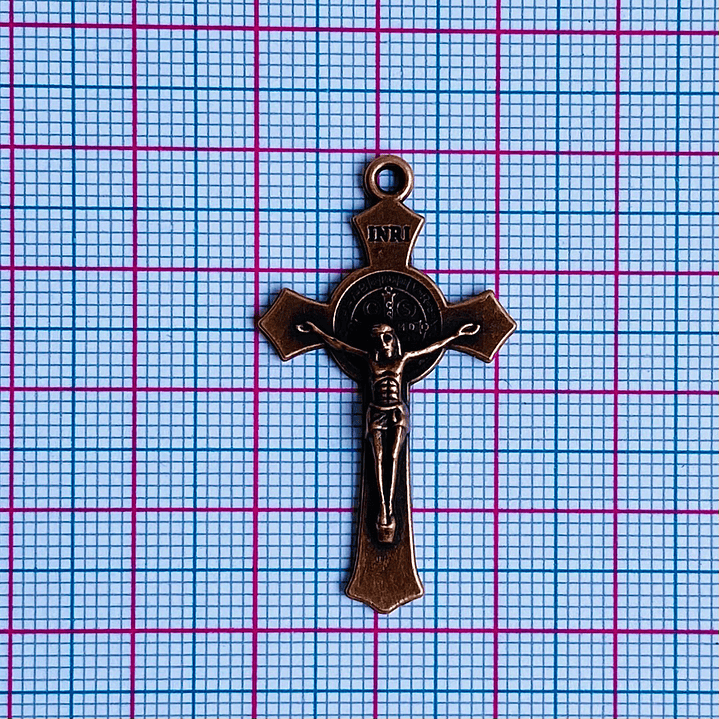 DIJE ✦ CRISTO / SAN BENITO EN ZAMAK 2