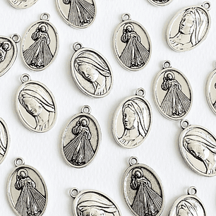 MEDALLA ✦ VIRGEN DE MEDJUGORJE / JESÚS DE LA MISERICORDIA EN ZAMAK