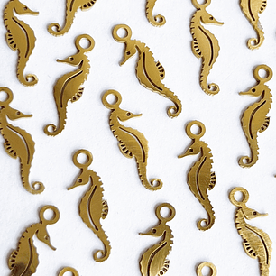 DIJE ✦ CABALLO DE MAR EN ACERO