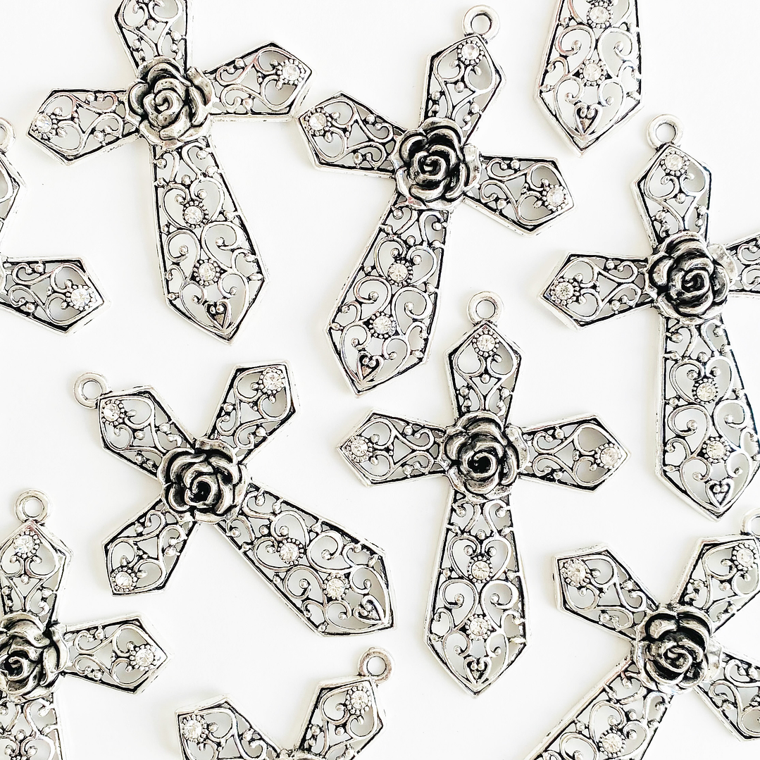 DIJE ✦ CRUZ EN ZAMAK 1