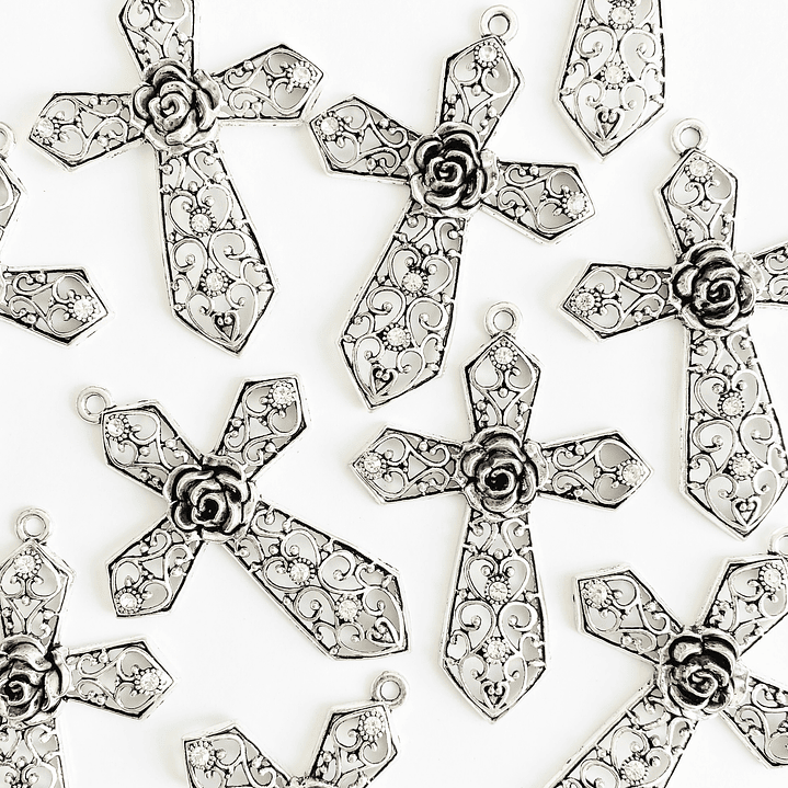 DIJE ✦ CRUZ EN ZAMAK 1