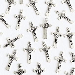 DIJE ✦ CRISTO ZAMAK SAN BENITO