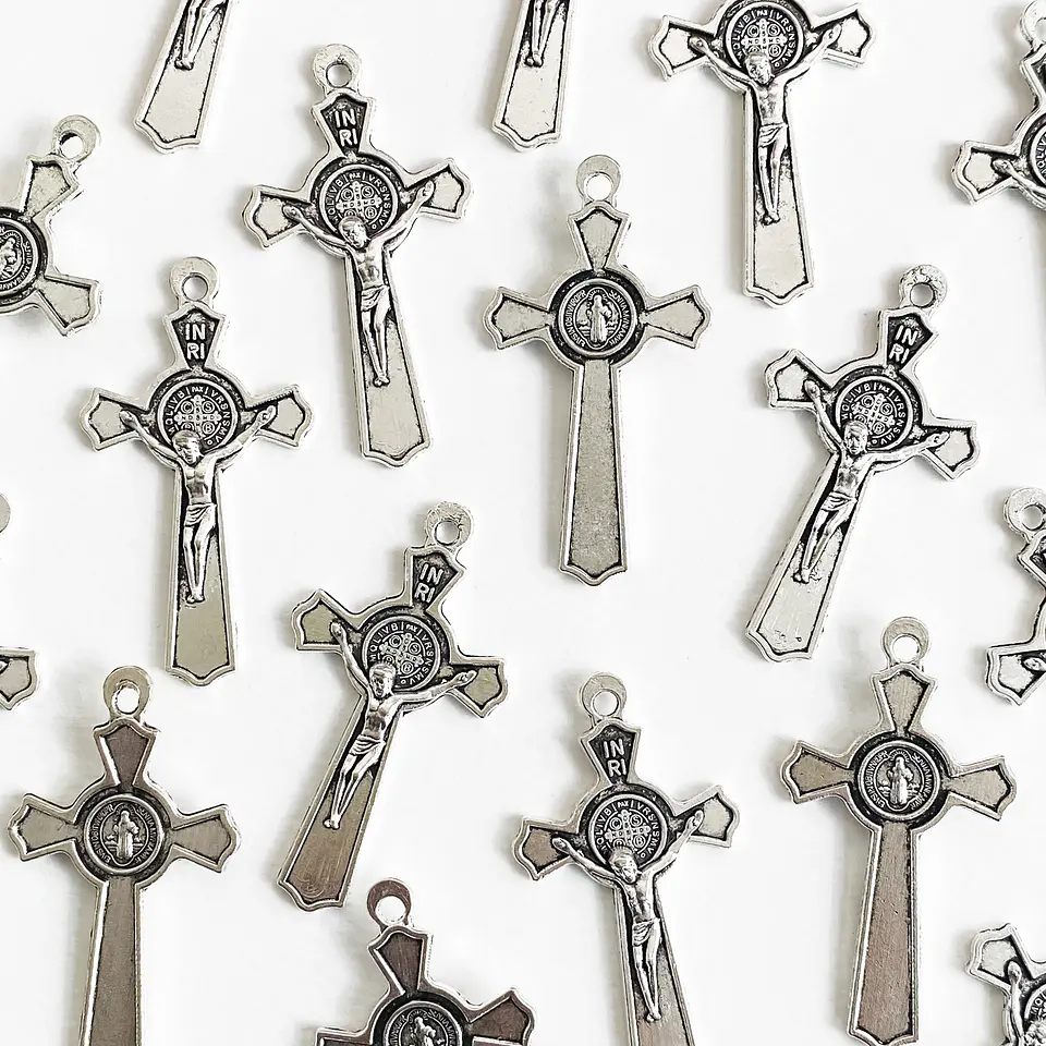 DIJE ✦ CRISTO / SAN BENITO ZAMAK  1