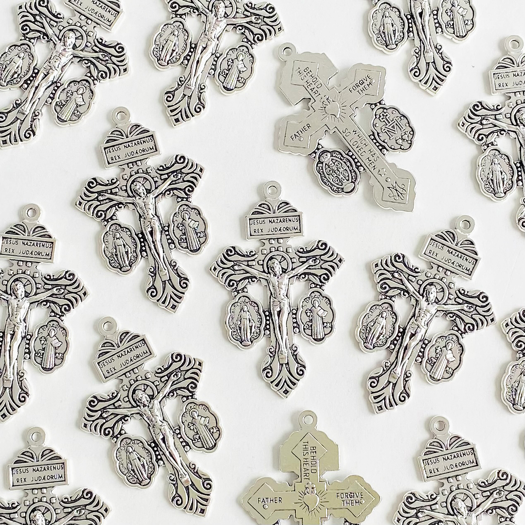 DIJE ✦ CRISTO DEL PERDÓN ZAMAK 1