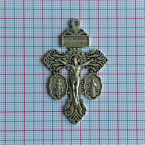 DIJE ✦ CRISTO DEL PERDÓN ZAMAK