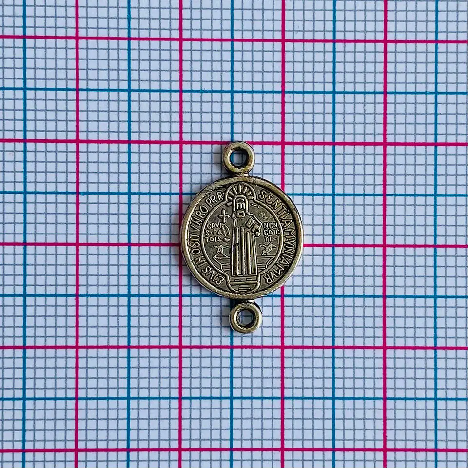 MEDALLA ✦ SAN BENITO EN ZAMAK 2