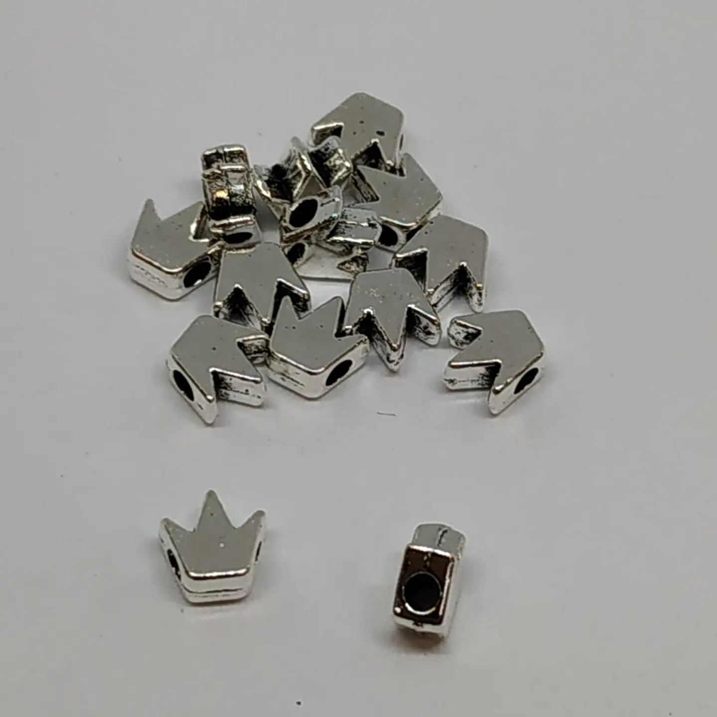 CORONA EN ZAMAK  W-7569 1