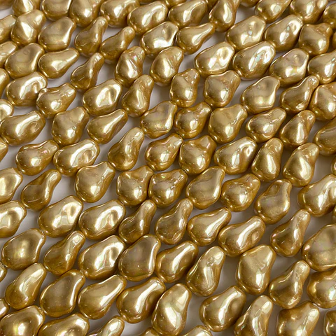 PERLA ✦ SHELL AMORFA 10*14 MM