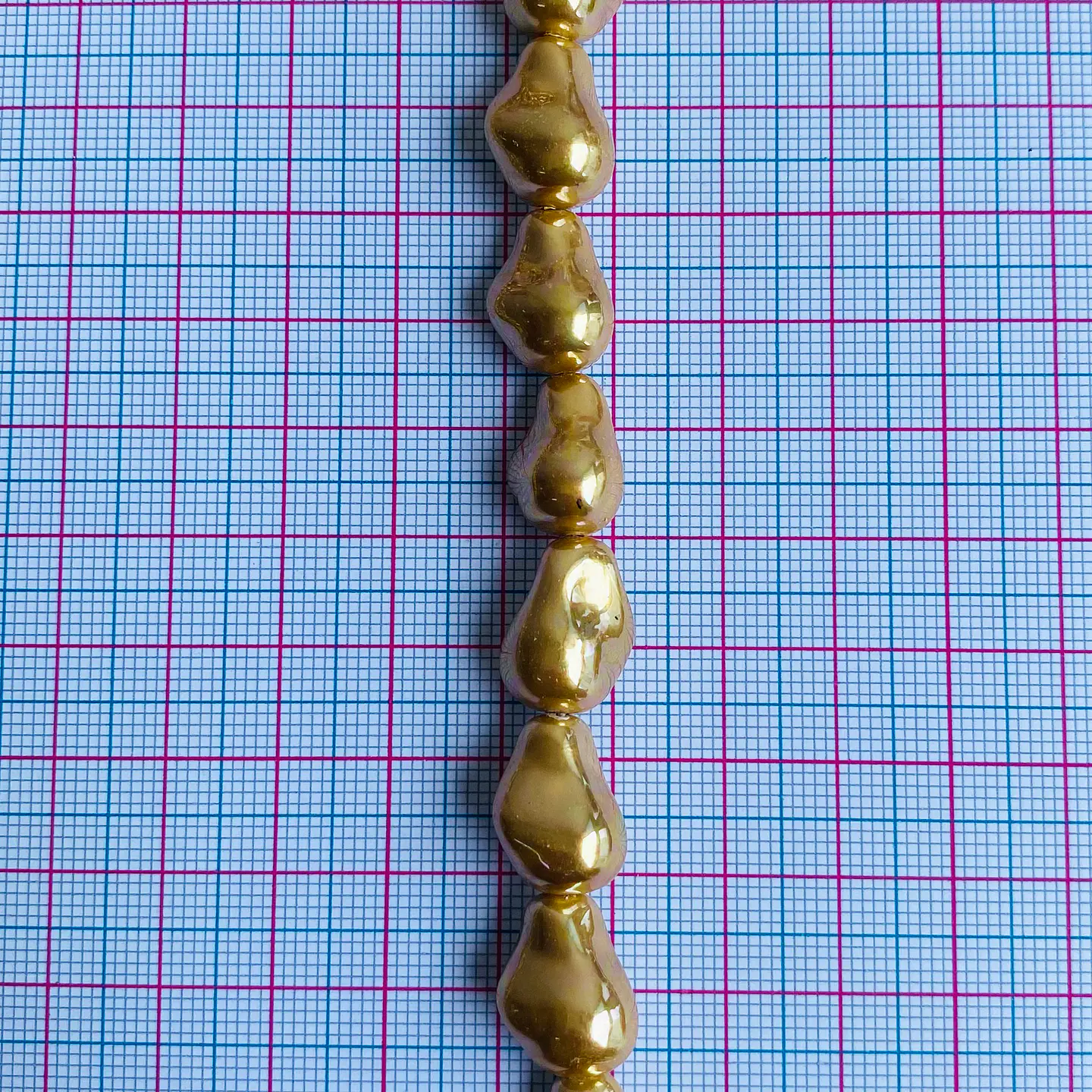 PERLA ✦ SHELL AMORFA 10*14 MM 2