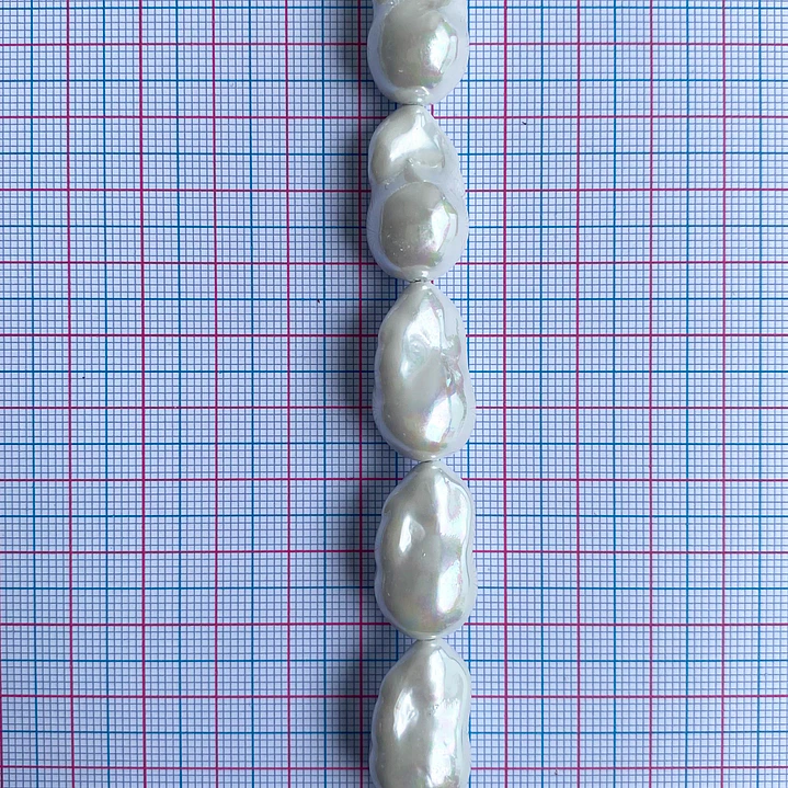 PERLA ✦ SHELL AMORFA 12*18 MM 2