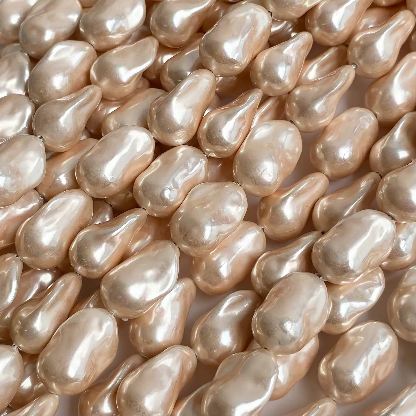 PERLA ✦ SHELL AMORFA 12*18 MM 1