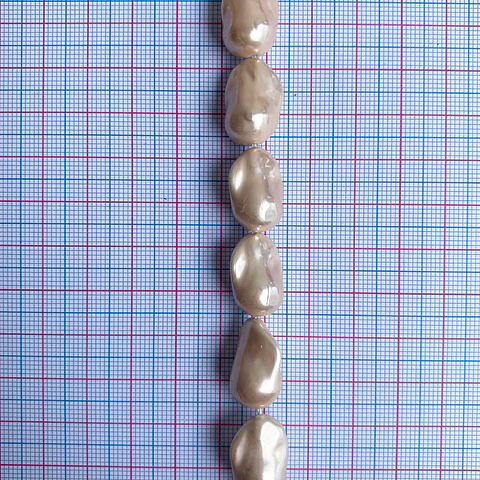 PERLA ✦ SHELL AMORFA 12*18 MM