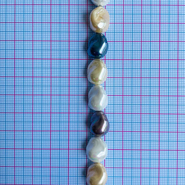 PERLA ✦ SHELL AMORFA 11*13 MM 2