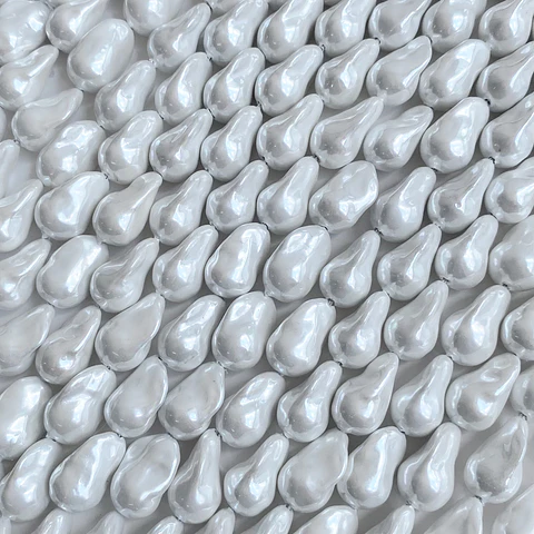 PERLA ✦ SHELL AMORFA 13*24 MM