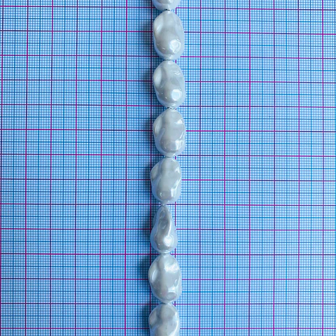 PERLA ✦ SHELL AMORFA 13*24 MM
