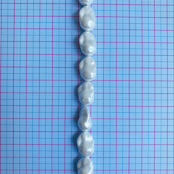 PERLA ✦ SHELL AMORFA 13*24 MM 2