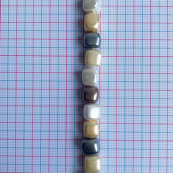 PERLA ✦ SHELL CUBO 8*9 MM 2