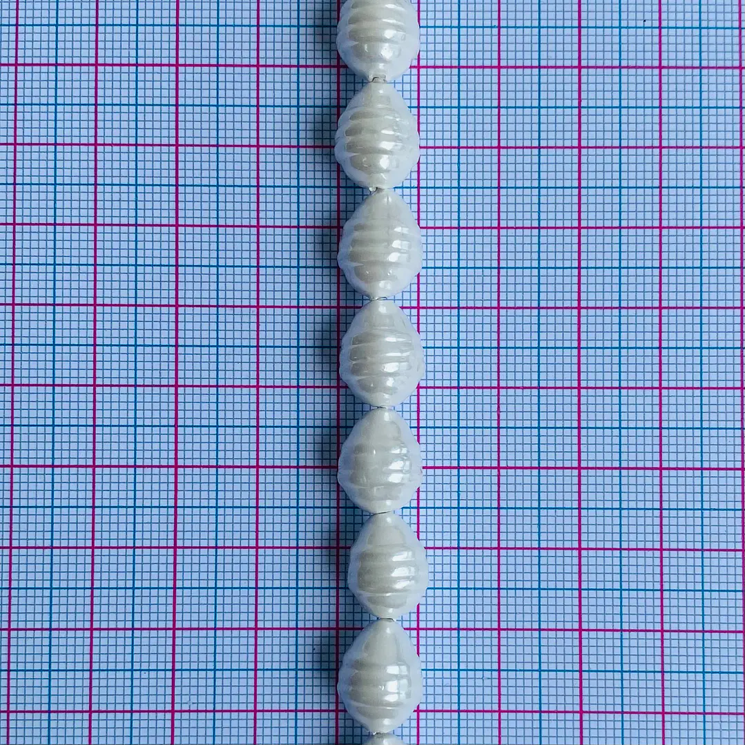 PERLA ✦ SHELL TROMPO 10*13 MM 2