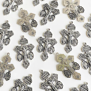 DIJE ✦ CRISTO DEL PERDÓN EN ZAMAK