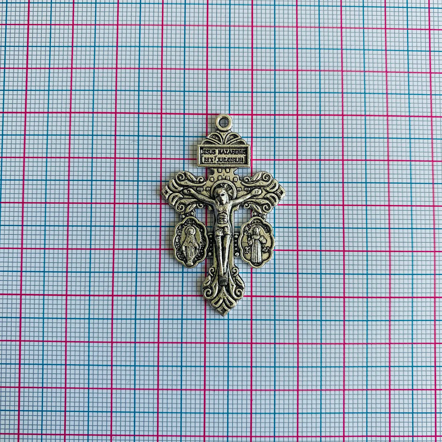 DIJE ✦ CRISTO DEL PERDÓN EN ZAMAK 2