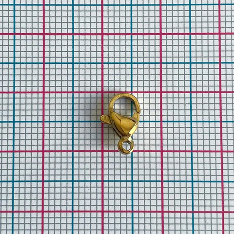 BROCHE ✦ PICO DE LORO EN ACERO 6*10 MM