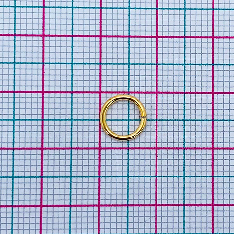 Argolla Gruesa • Baño de oro • 7x8 mm                  