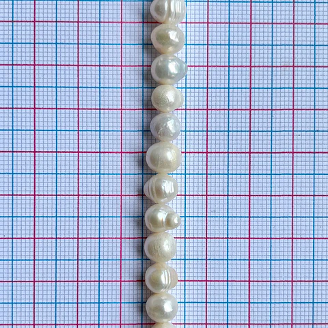 Perla de rio blanca • 7x7 mm