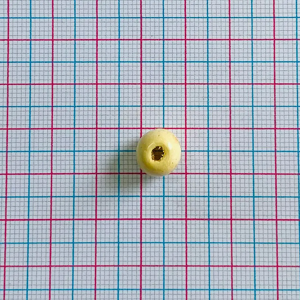 Bola beige • Madera • 9x10 mm 2