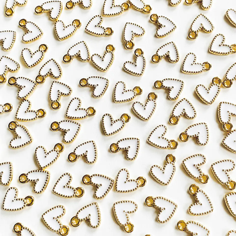Dije Corazón • Baño de Oro Resina • 9x9 mm 5