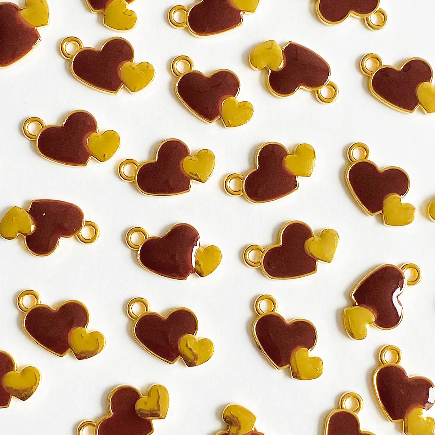 Dije Corazón Doble • Baño de Oro Resina • 11x16 mm 9