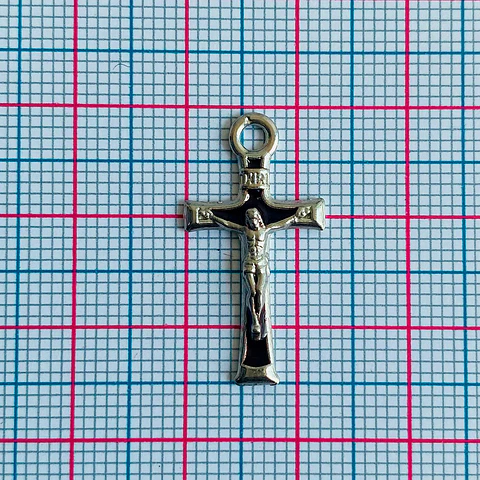 Dije Cruz • Zamak Resina • 12x25 mm
