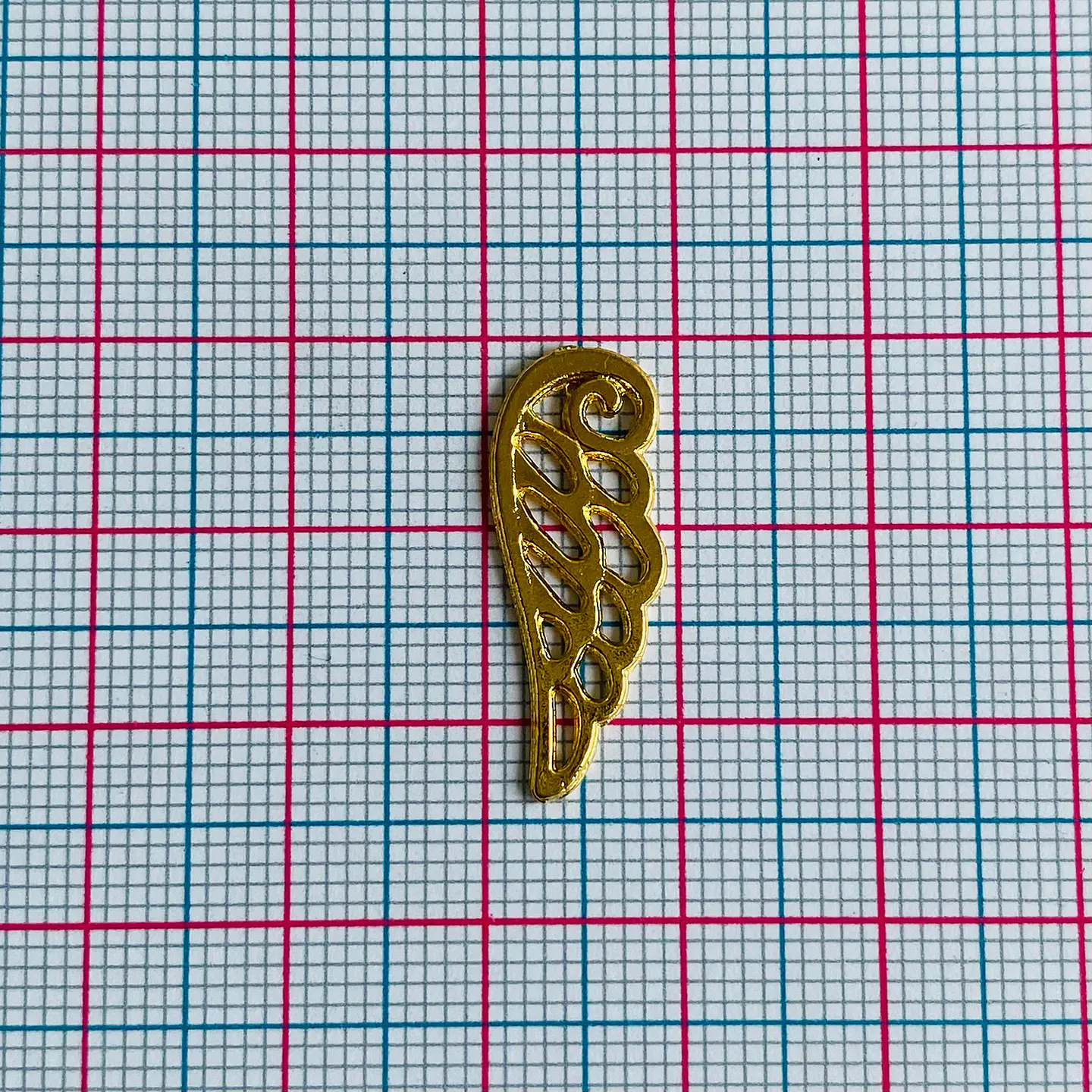Dije Ala de Ángel • Baño de Oro • 9x24 mm                  2