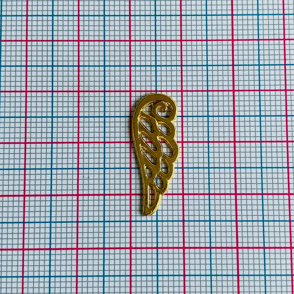 Dije Ala de Ángel • Baño de Oro • 9x24 mm                  2