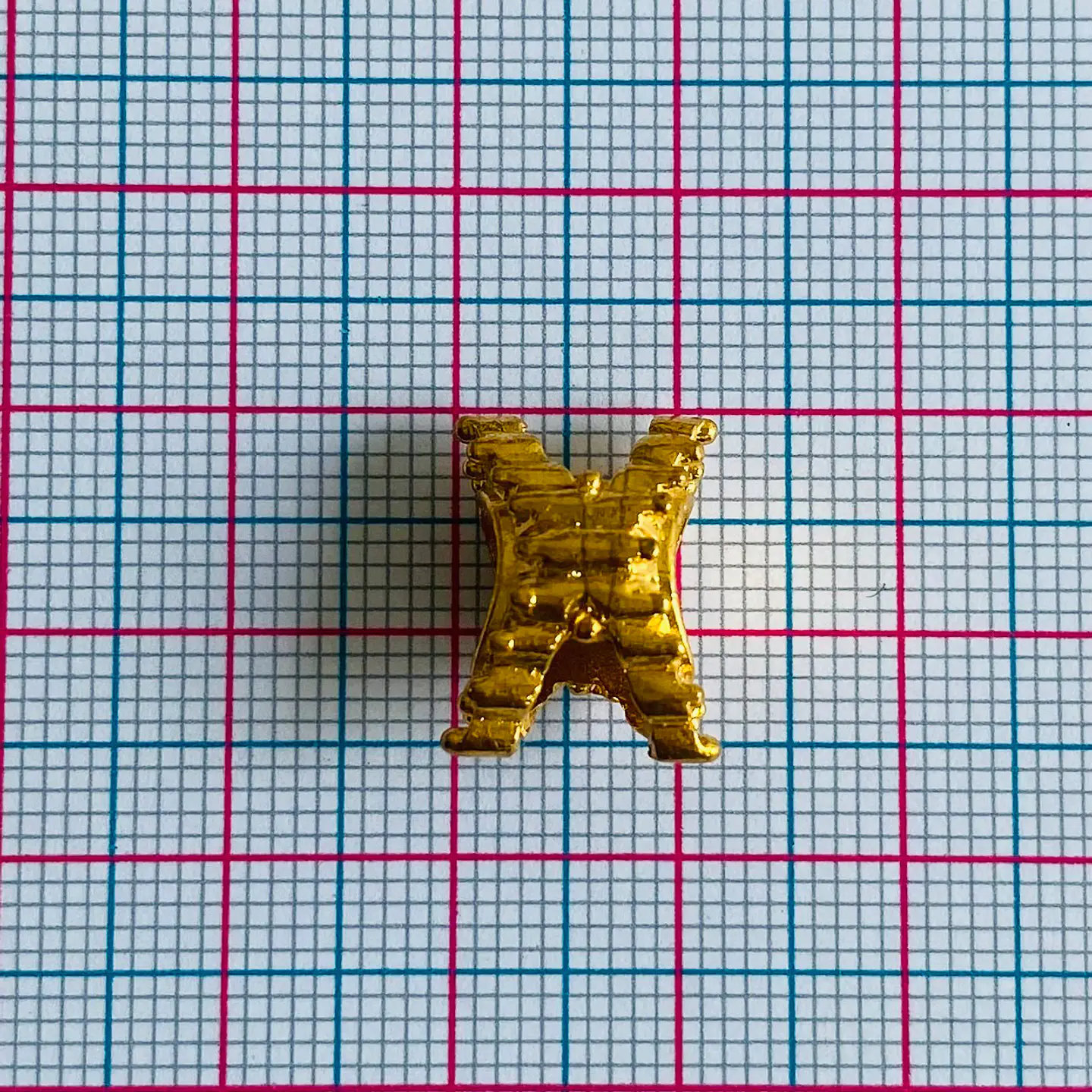 Separador Letra X Labrado • Baño de Oro • 10x15 mm                         2