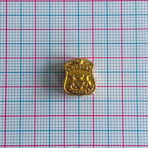 Separador Placa de Policía • Baño de Oro • 10x12 mm                                       
