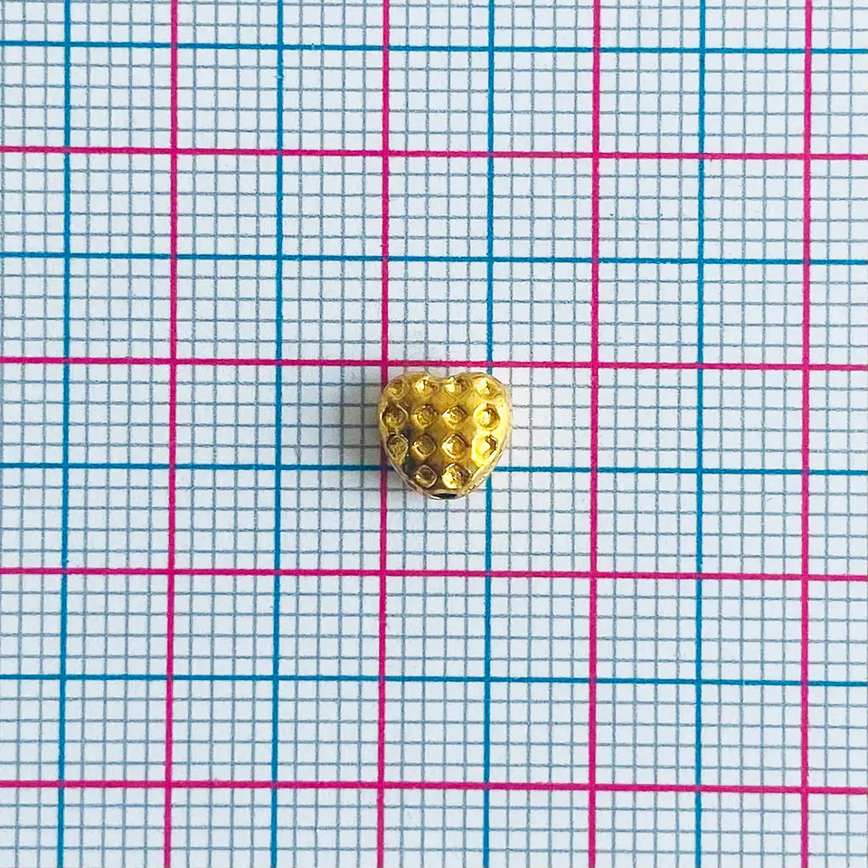 Separador Corazón Panal • Baño de Oro • 6x6 mm 2