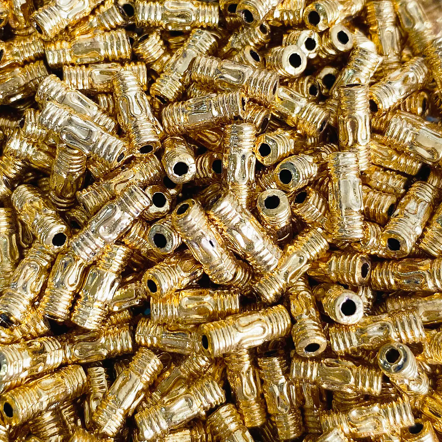 Separador Tubular Alargado • Baño de Oro • 10x3 mm 1