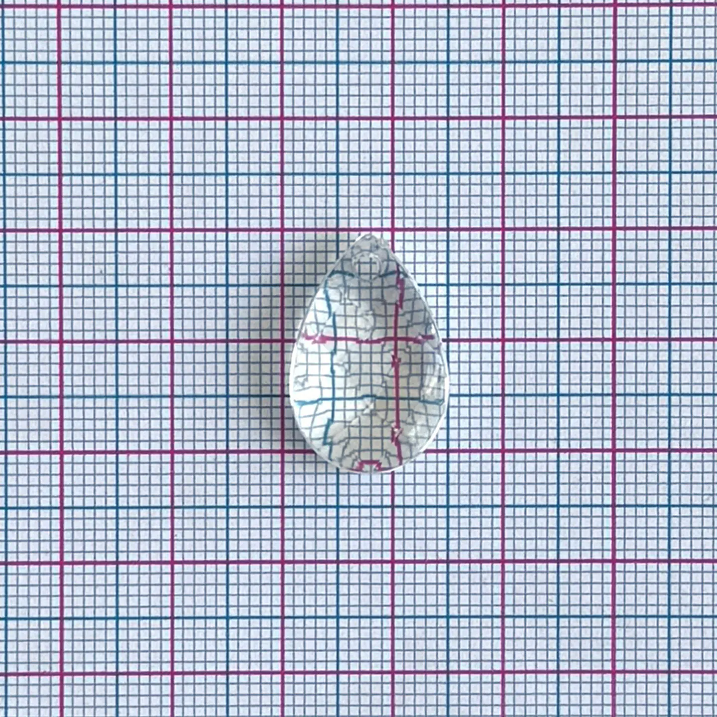 Dije Gota Plana • Acrílico • 15x22 mm 2