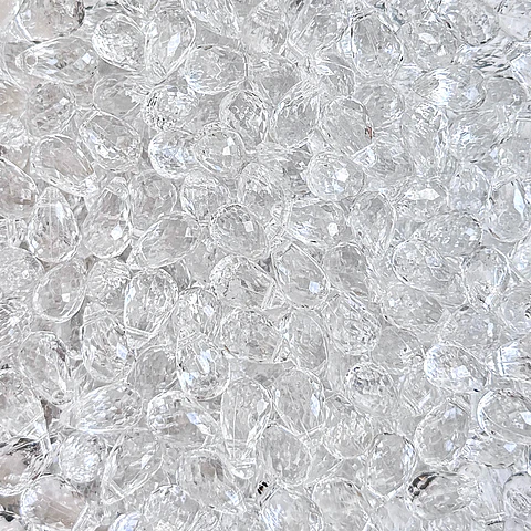 Dije Gota Facetada • Acrílico • 10x15 mm