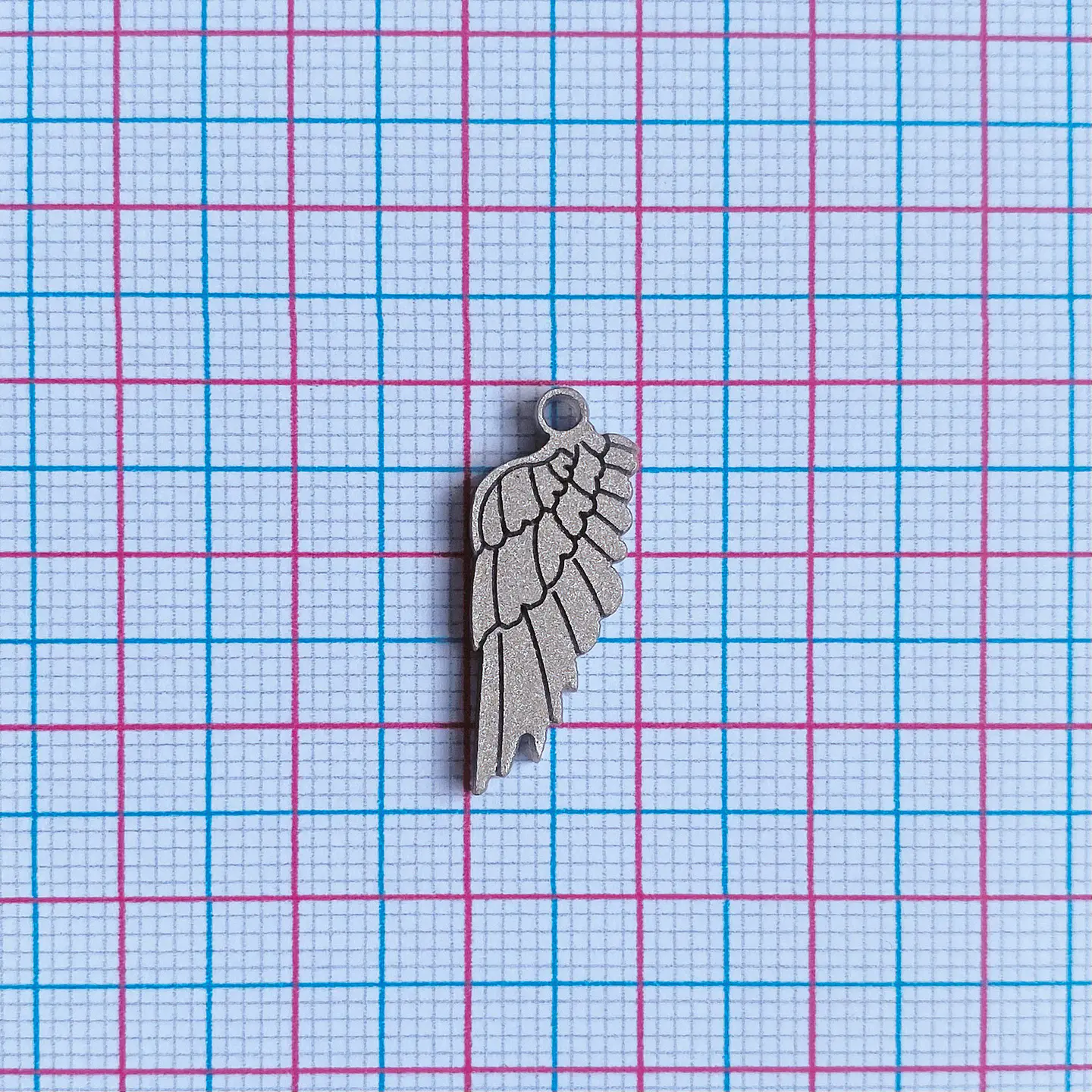 Dije Ala • Acrílico • 10x25 mm 2