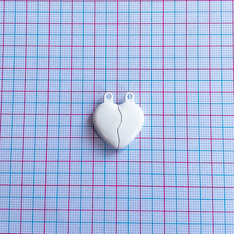Broche Imantado de Corazón • Zamak • 25x22 mm