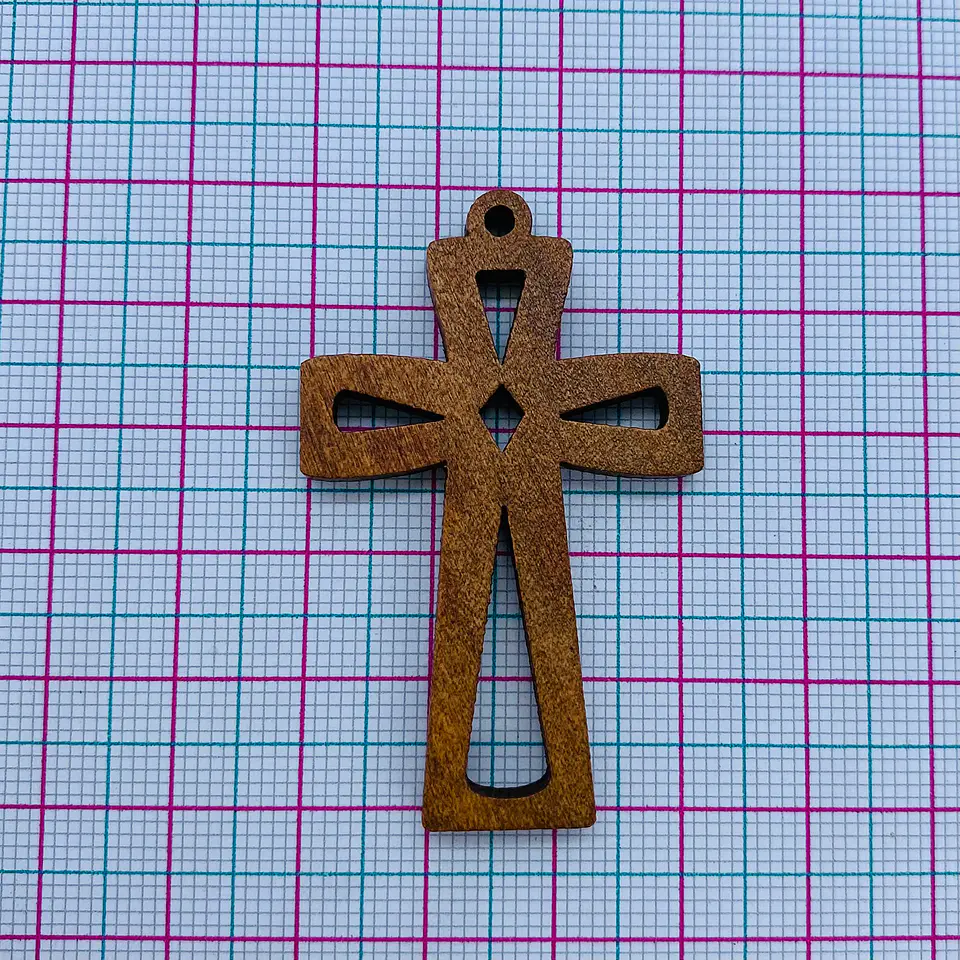 Dije Cruz Silueta • Madera • 30x51 mm 2