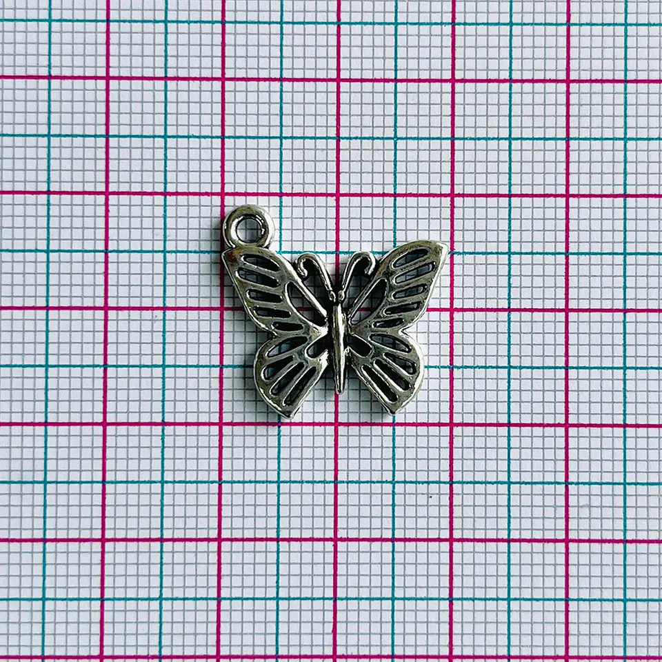 Dije Mariposa Troquelada • Zamak • 20x20 mm 2