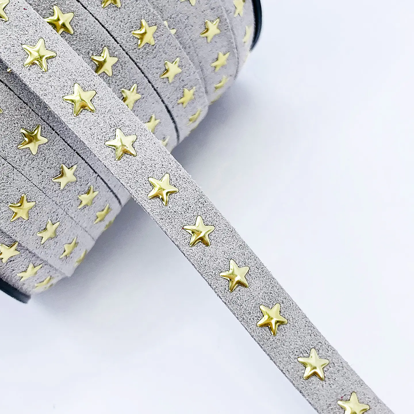 Cuero plano con taches de estrellas • 10 mm 1