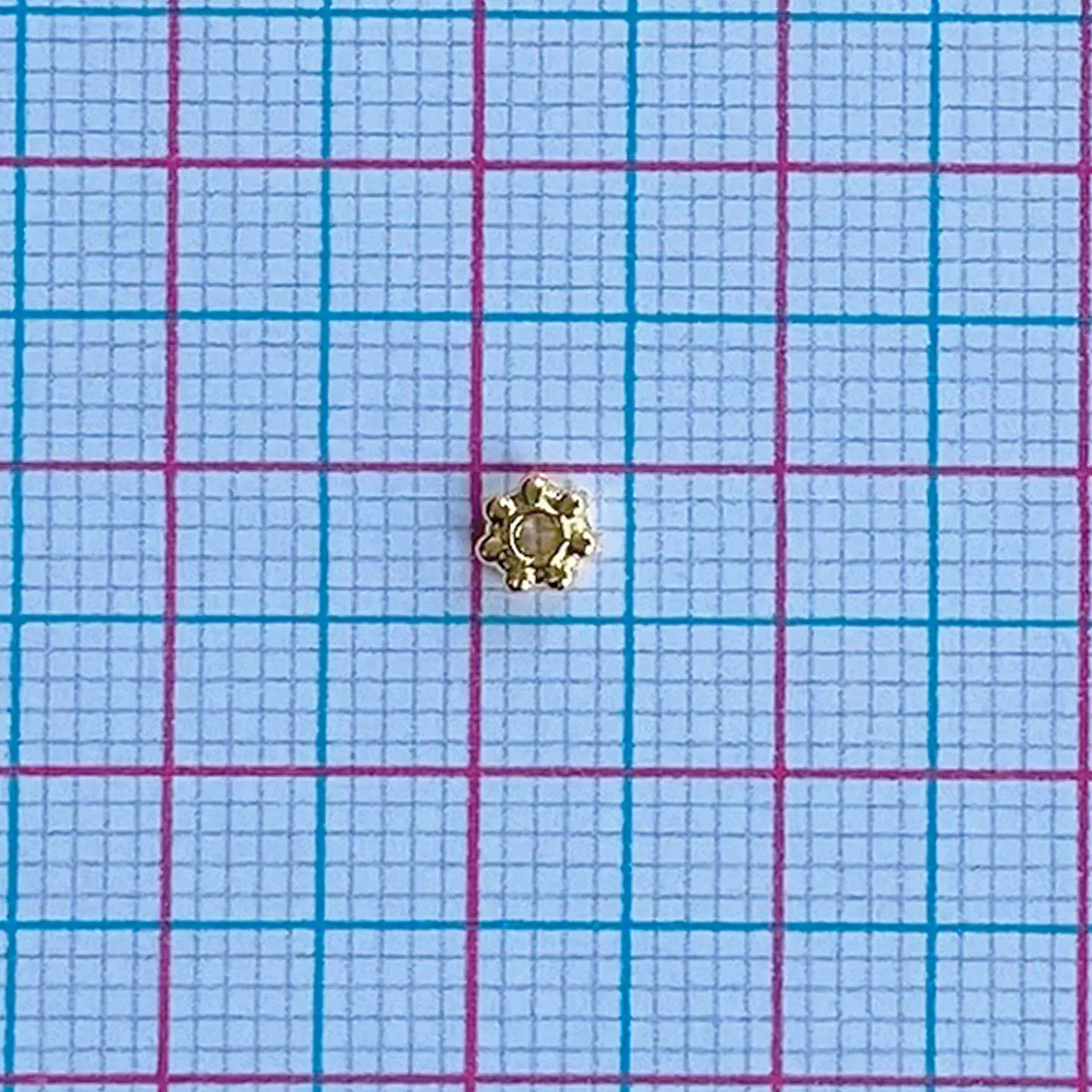 Separador Flor • Baño de Oro • 3x3 mm 2